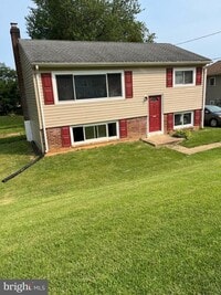 Building Photo - 13435 Greenacre Dr