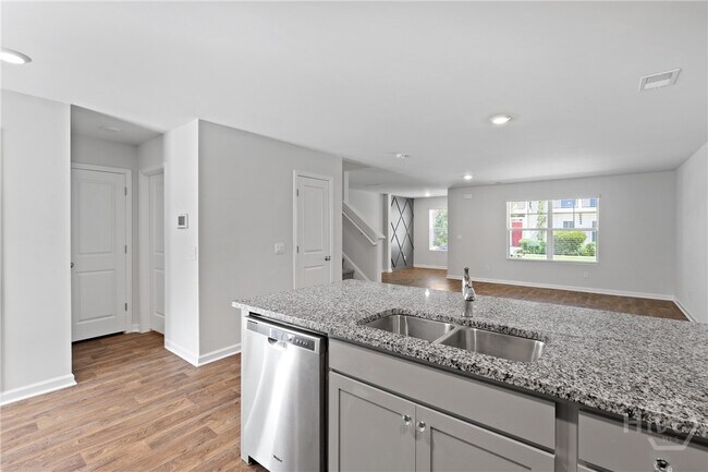 Building Photo - 109 Birch Cir