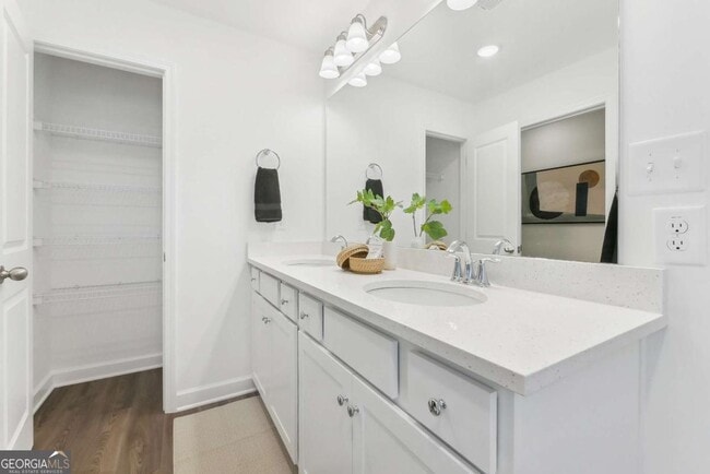 Building Photo - 4011 Denton Dr