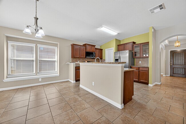 Building Photo - 5530 Casa Calvet Dr