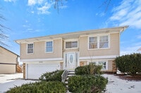 Building Photo - 5747 Allemong Dr