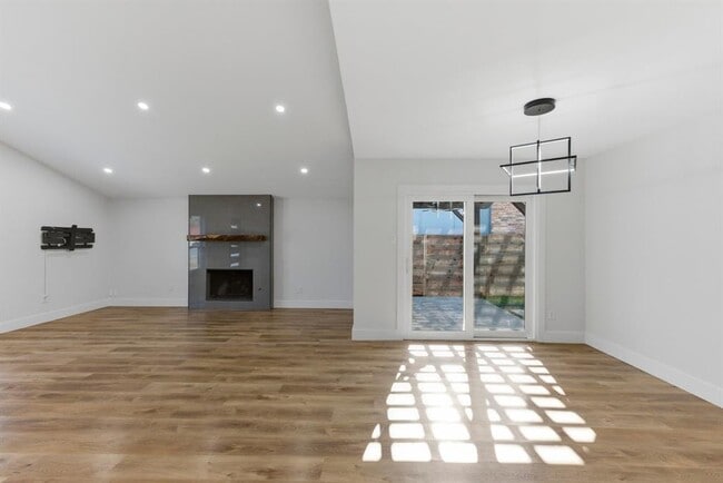 Building Photo - 3817 Leafield Dr