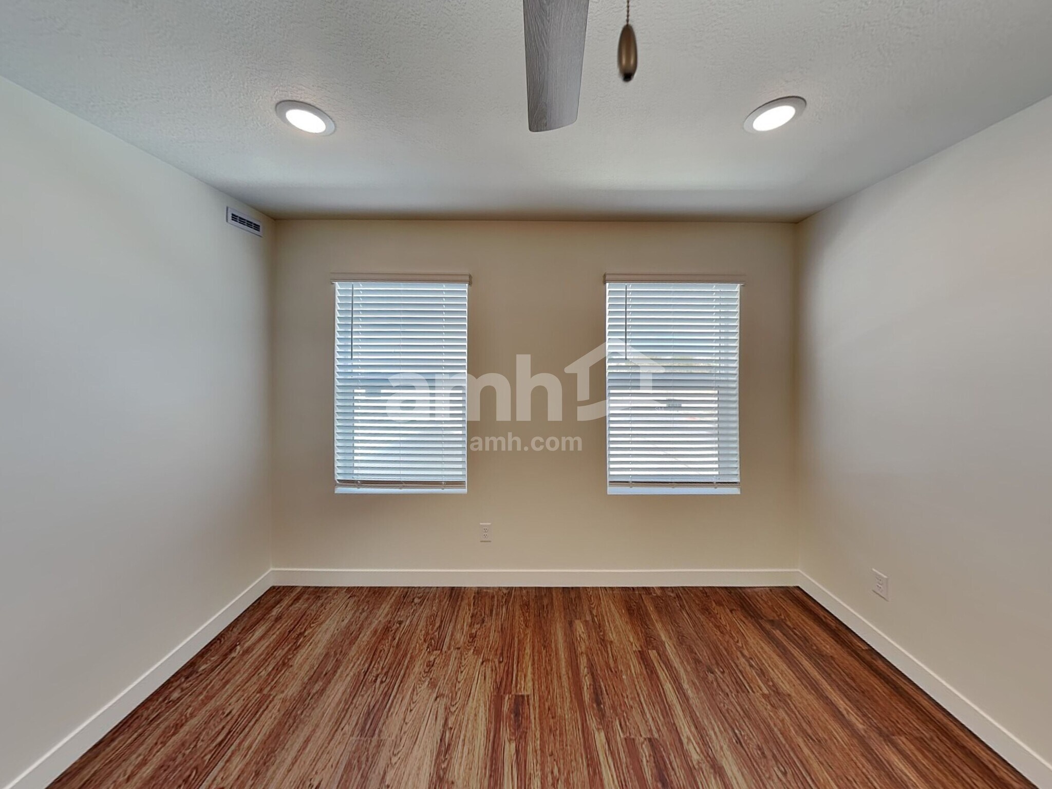 Building Photo - 8973 S John Annie Ln