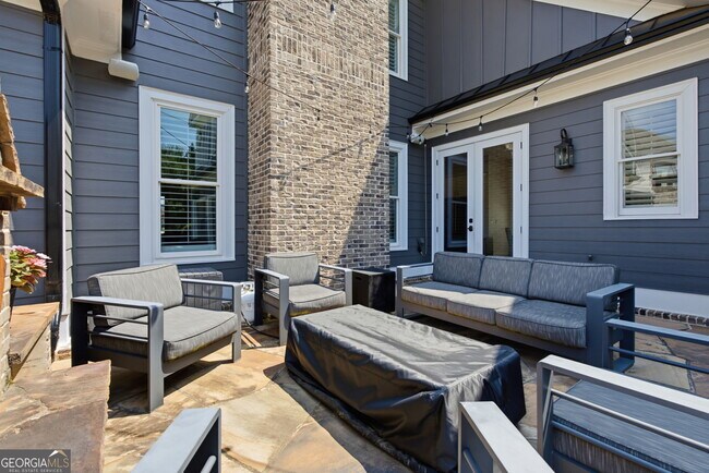 Building Photo - 5451 Autumn Flame Dr NE