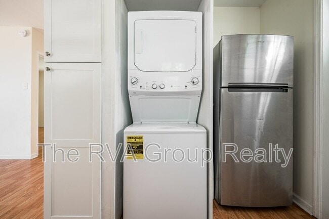 Building Photo - 1801 Keswick Avenue