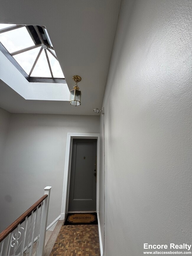 Building Photo - 89 Longwood Ave