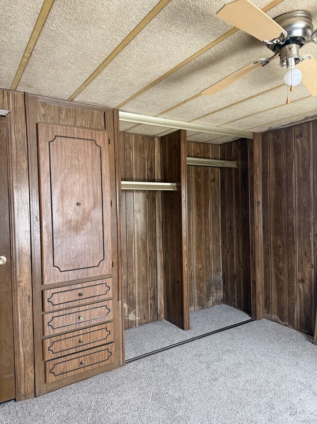 Building Photo - 1309 N Pioneer Peak Dr