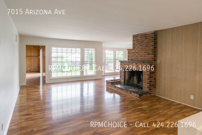 Building Photo - 7015 Arizona Ave