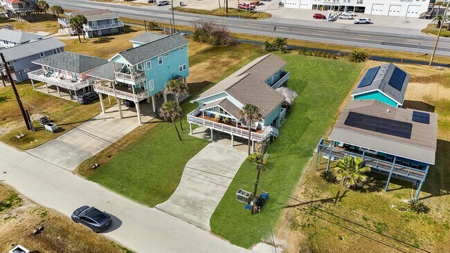 Building Photo - 16634 Jamaica Beach Rd