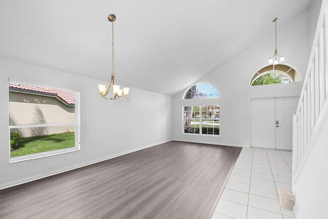 Building Photo - 3058 SE Brierwood Pl