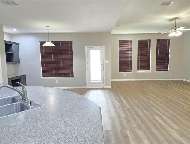 Building Photo - 5916 Summerwood Dr