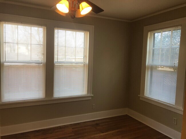 Bedroom - 510 W 17th St