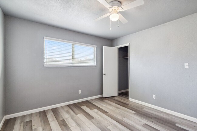 Building Photo - Rent to Own