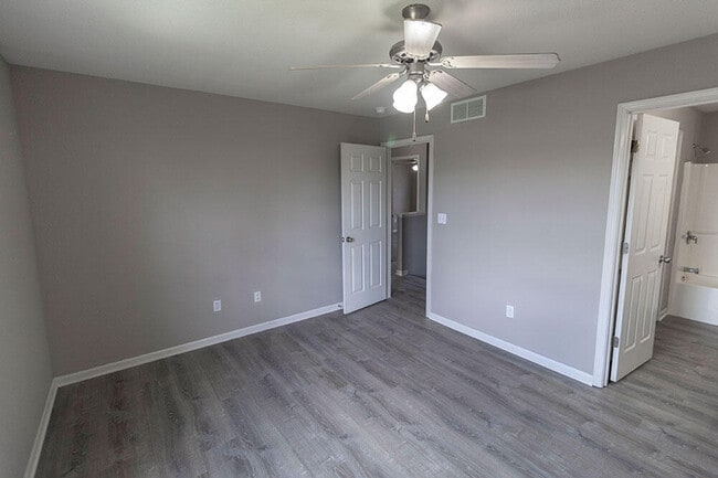 Building Photo - 3927 Snowy Owl Dr