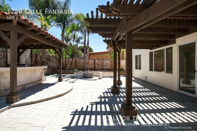 Building Photo - 1240 Calle Fantasia