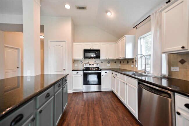 Building Photo - 10947 Redstone Ct