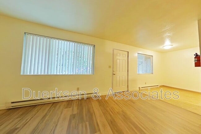 Building Photo - 805 NW 26th St