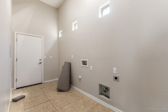 Building Photo - 2430 N 142nd Dr