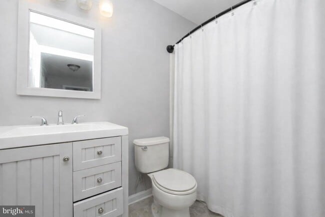 Building Photo - 304 Coventry Way