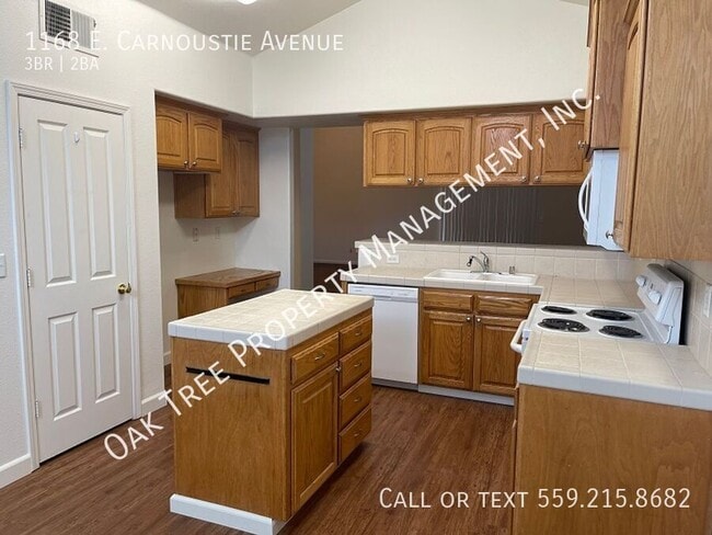 Building Photo - 1168 E Carnoustie Ave