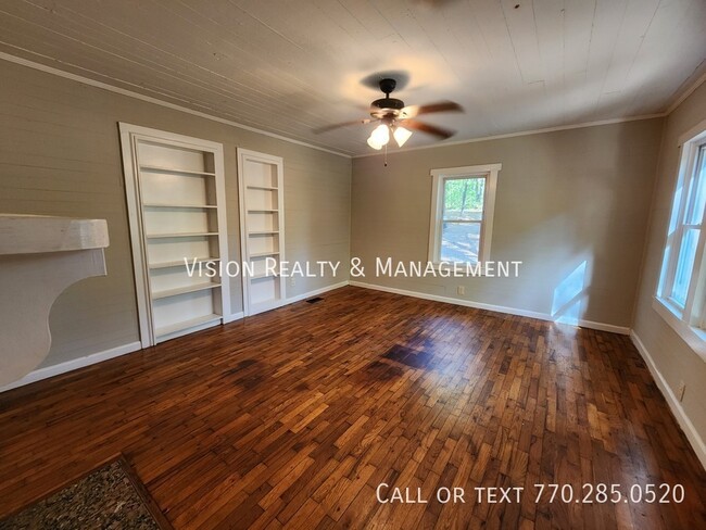 Building Photo - Available Now! 3 Bed/2 Bath in Carrollton