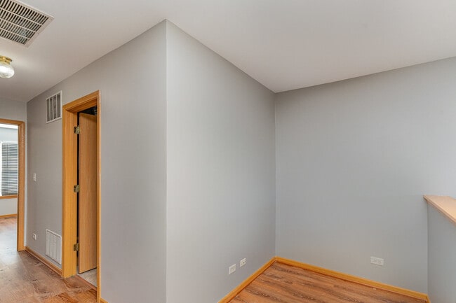 Building Photo - 2255 Georgetown Cir