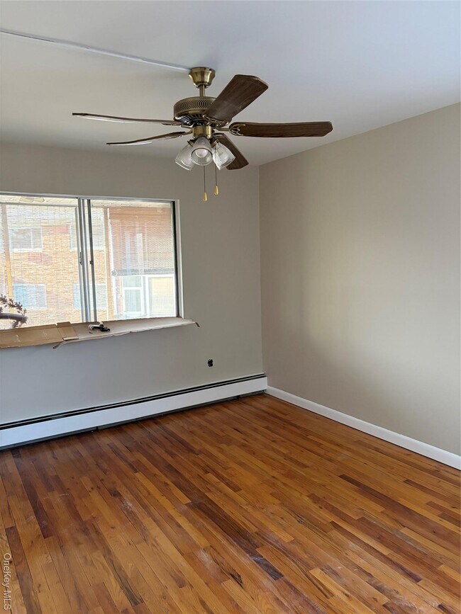 Building Photo - 810 Blooming Grove Turnpike