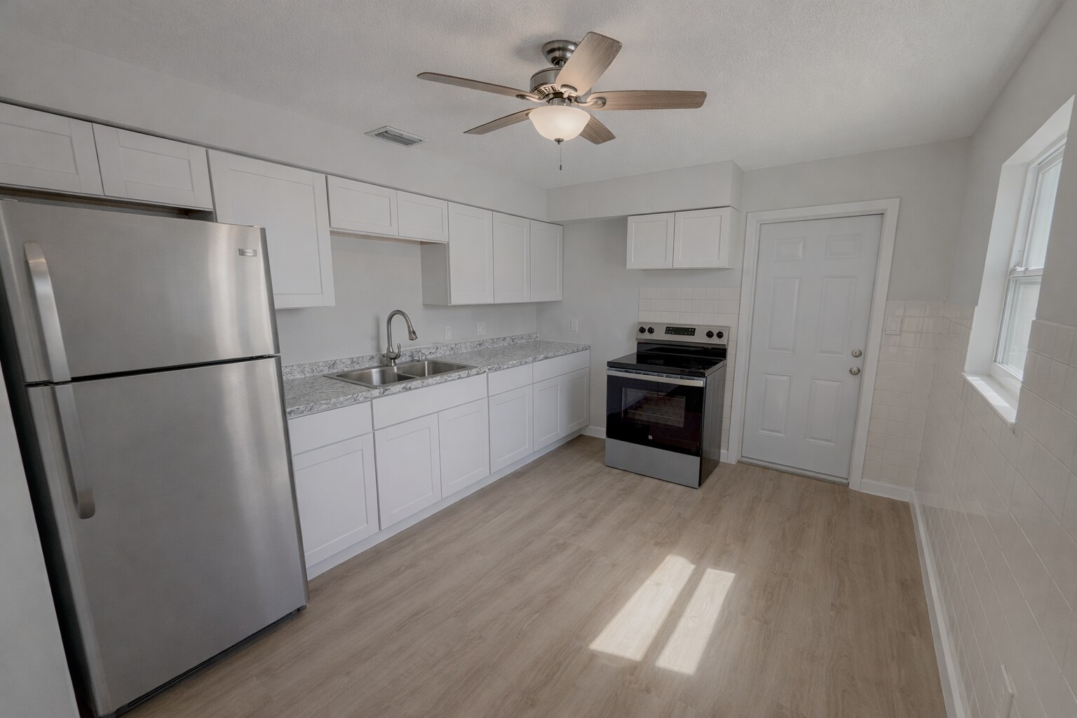 Building Photo - 4453 87th St Ct W