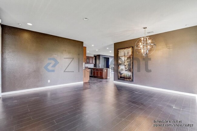 Building Photo - 716 San Juan Oaks Rd