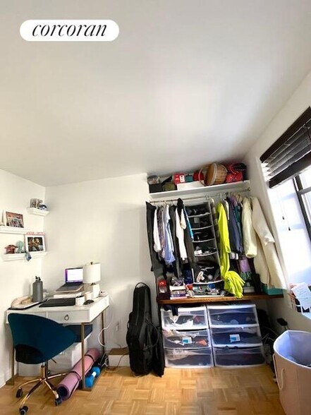 Building Photo - 324 W 47th St