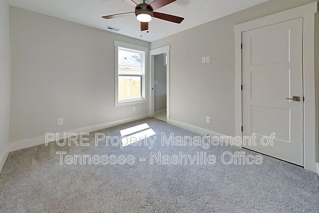 Building Photo - 2713 Torbett St