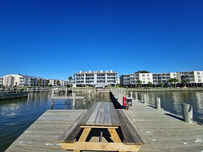 Building Photo - 4011 NASA Road 1