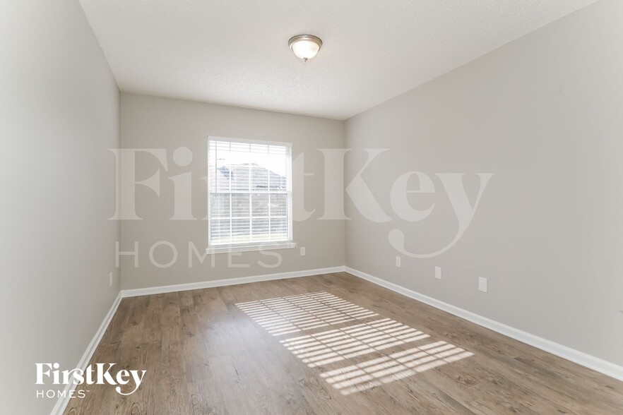 Building Photo - 2479 Moon Harbor Way