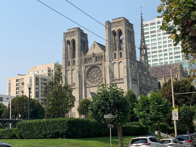 Building Photo - 1224 Sacramento St