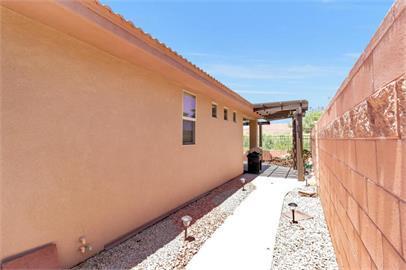 Building Photo - 3241 E Fourteen Fairway Dr