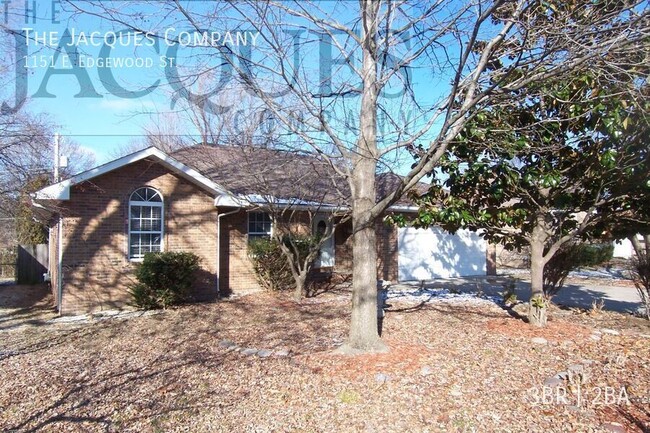 Primary Photo - Very Clean 3 Bedroom 2 Bath 2 Car Garage i...