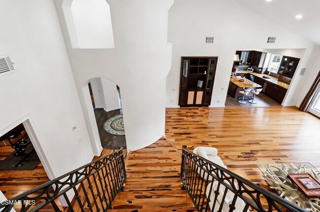 Building Photo - 9651 Sagebrush Ave