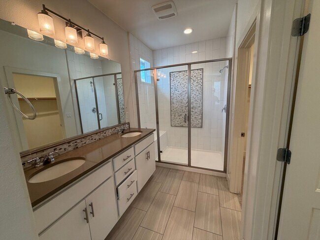 Building Photo - 3 bedroom | 2.5 bathroom | Single family h...