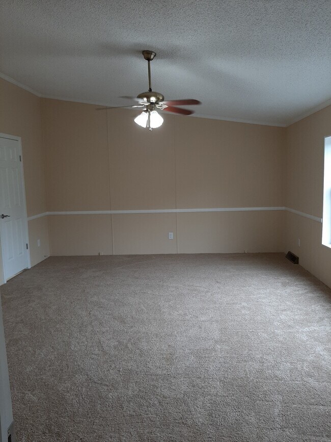Building Photo - 5767 Deauville Cir