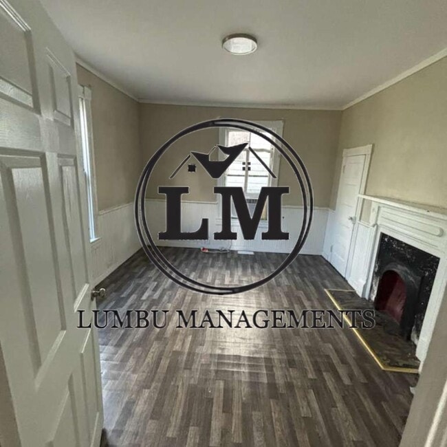 Building Photo - 421 Worsham St