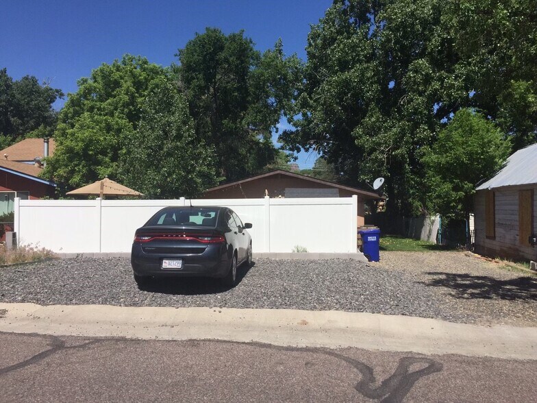 Building Photo - 134 N Willow St