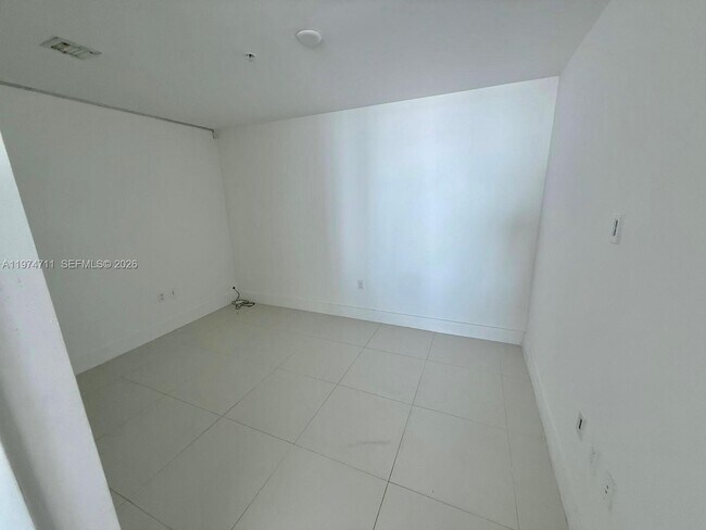 Building Photo - 244 Biscayne Blvd