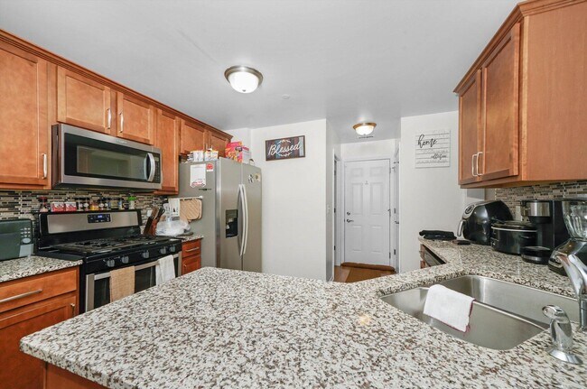 Building Photo - 1492 Orchid St