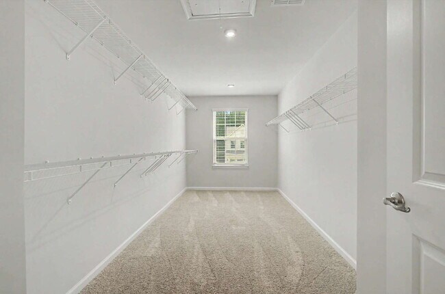 Building Photo - 4-Bed Dream Home in Desired Community in Wake Forest