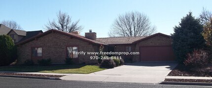 Building Photo - Well Maintained Established Home Near Horizon Dr