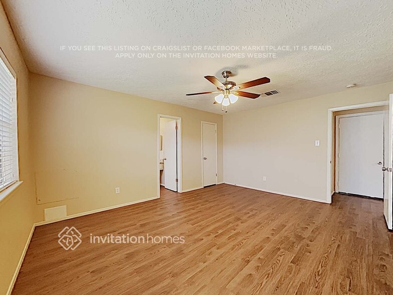 Building Photo - 7442 Towerview Ln