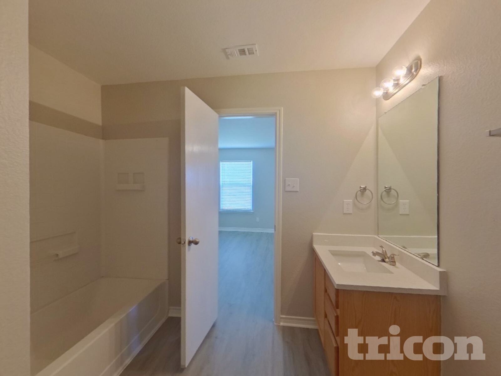 Building Photo - 125 Southwestern Dr