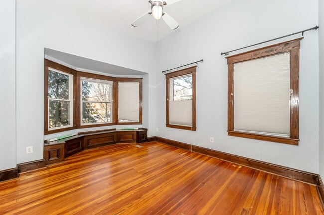 Building Photo - 216 Washington St