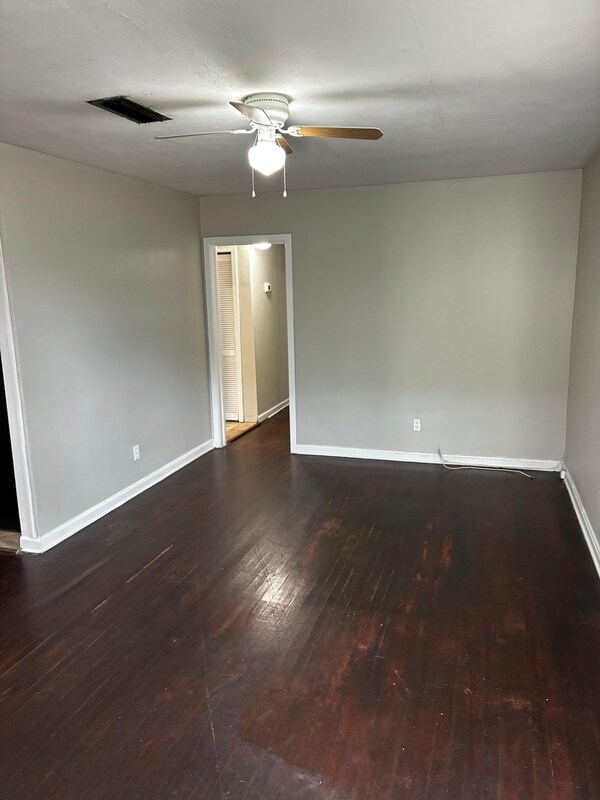 Building Photo - 3532 Crassia St