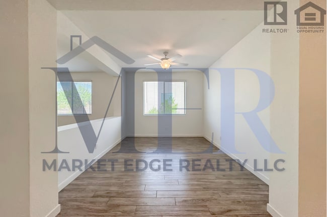 Building Photo - 2Bed/2Bath Gated Turnkey Home in Wickenburg! $1999 MOVE-IN SPECIAL! Ready for Immediate Move-In!